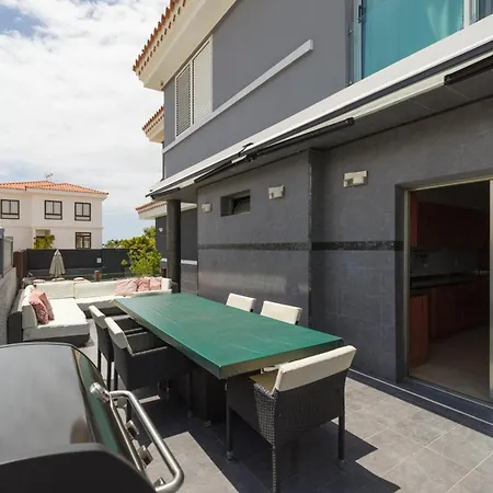 Entire Bbq Jacuzzi Poolgolf فيلة